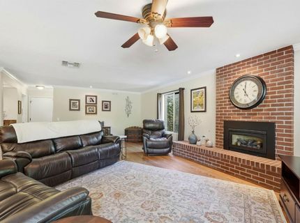 8804 Bradbury Ct, Elk Grove, CA 95624 Photo