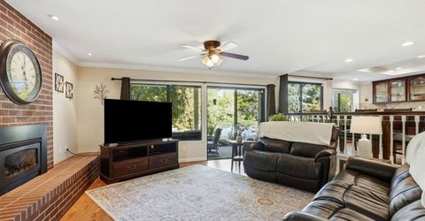 8804 Bradbury Ct, Elk Grove, CA 95624 Photo