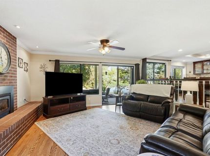8804 Bradbury Ct, Elk Grove, CA 95624 Photo