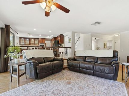 8804 Bradbury Ct, Elk Grove, CA 95624 Photo