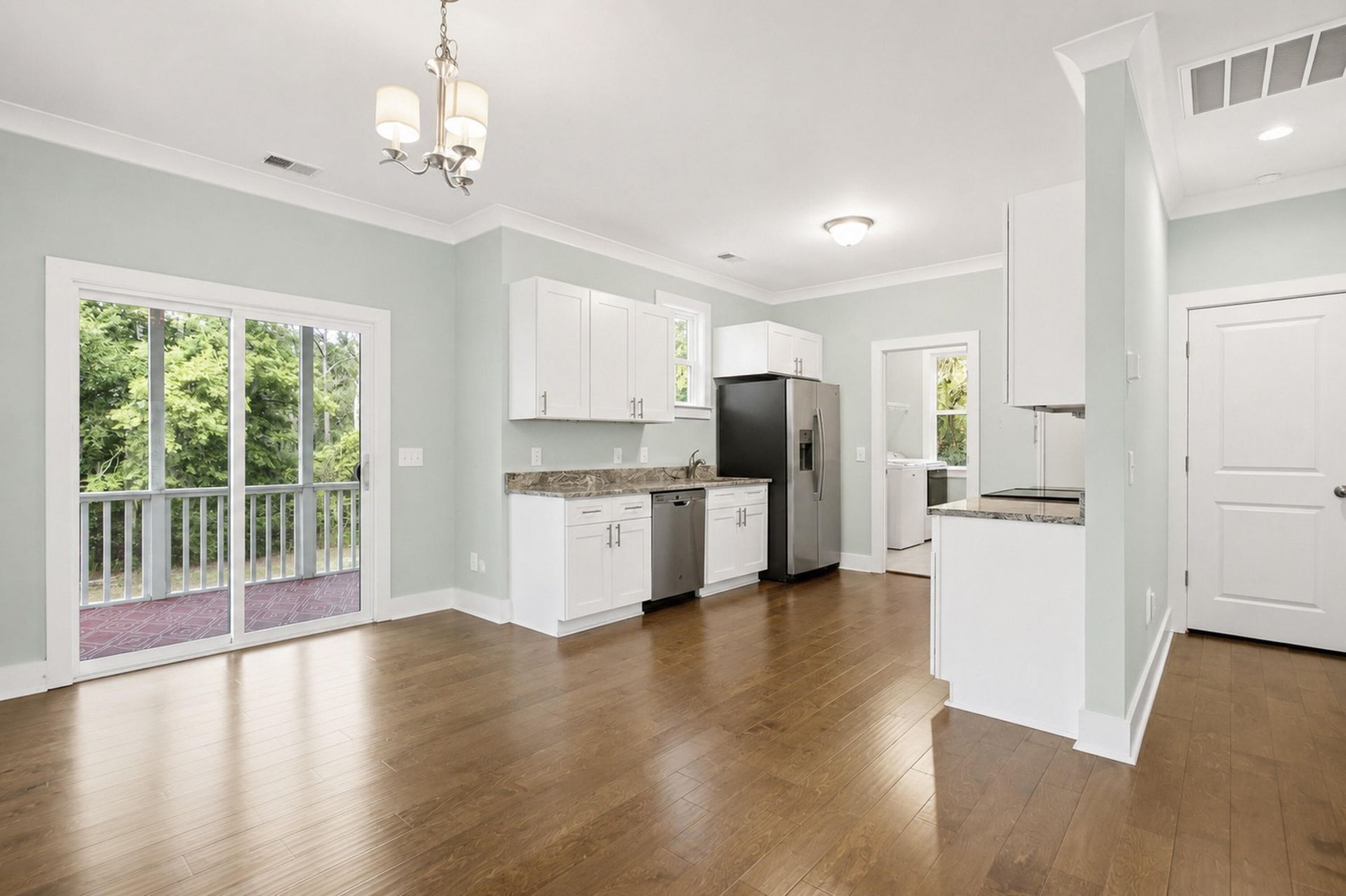 710 Riverland Drive Photo 10