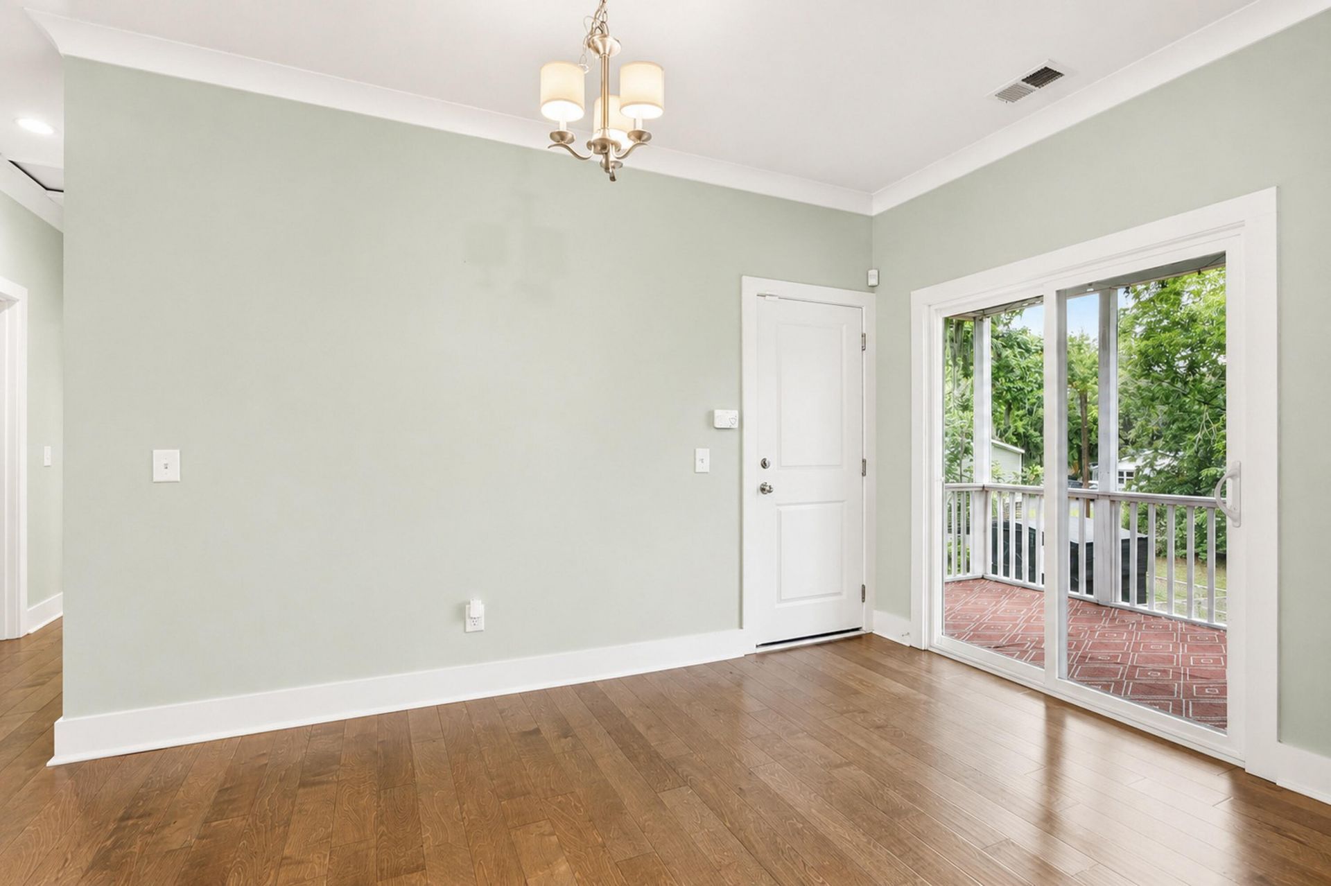710 Riverland Drive Photo 14
