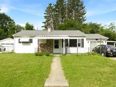 171 Dellwood Drive, Fairborn, OH 45324