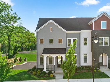 2 GRANT AVENUE , Unit TAYLOR 28-, MANASSAS, VA 20110