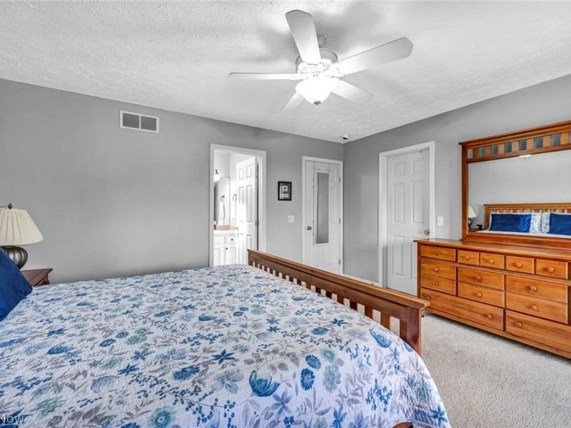 1174 Brittany Boulevard, Akron, OH 44312 Photo 18
