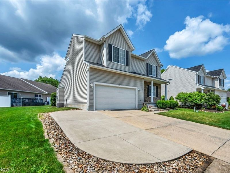 1174 Brittany Boulevard, Akron, OH 44312 Photo 2