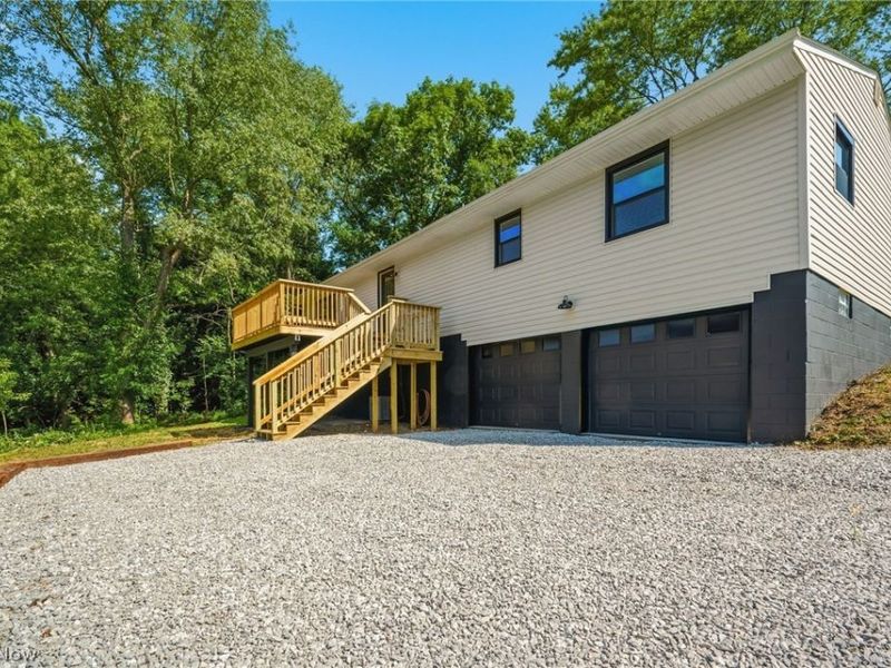2195 Yorktown Street NW, Uniontown, OH 44685 Photo 34