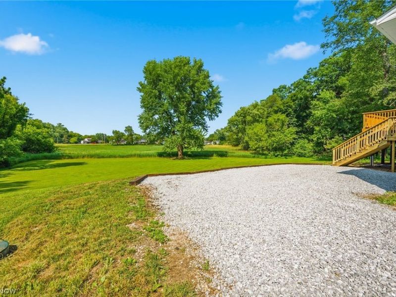 2195 Yorktown Street NW, Uniontown, OH 44685 Photo 35