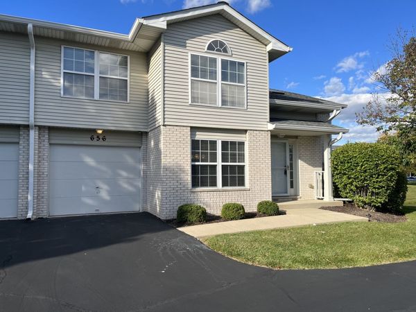 656 Beaver Court , Naperville, IL 60563