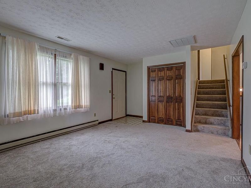 6550 Stillwell Beckett Road, Oxford Twp, OH 45056 Photo 3