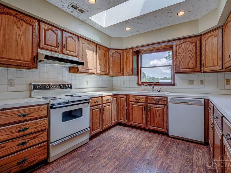 6550 Stillwell Beckett Road, Oxford Twp, OH 45056 Photo 7