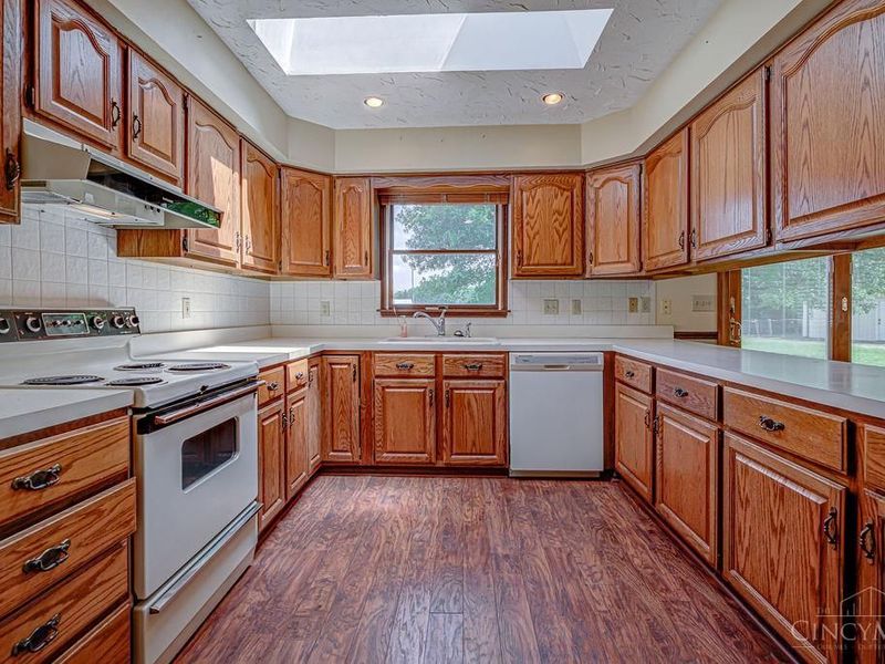 6550 Stillwell Beckett Road, Oxford Twp, OH 45056 Photo 8