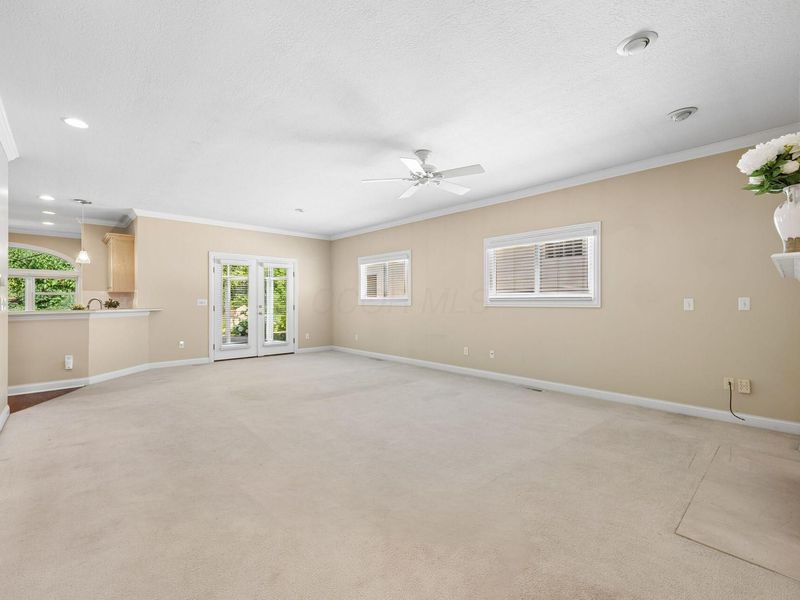 5349 Castle Pines, Columbus, OH 43235 Photo 4