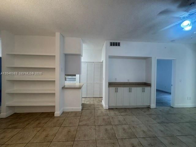 18336 NW 68th Ave , Unit C, Hialeah, FL 33015 Photo