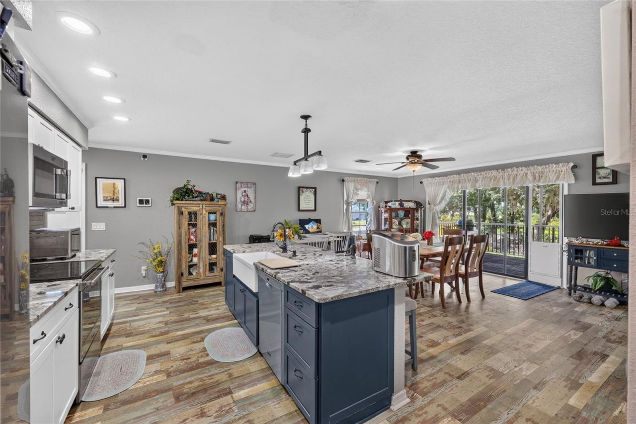 11932 SE 196th Street , Dunnellon, FL 34431 Photo