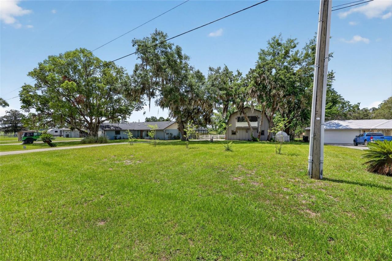 11932 SE 196th Street , Dunnellon, FL 34431 Photo