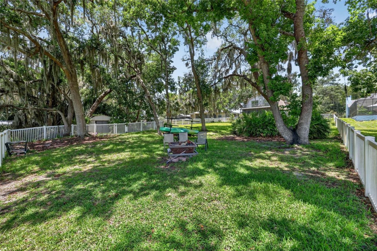 11932 SE 196th Street , Dunnellon, FL 34431 Photo