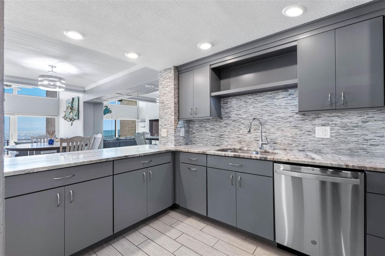 19700 Gulf Boulevard, Unit 403, Indian Shores, FL 33785 Photo
