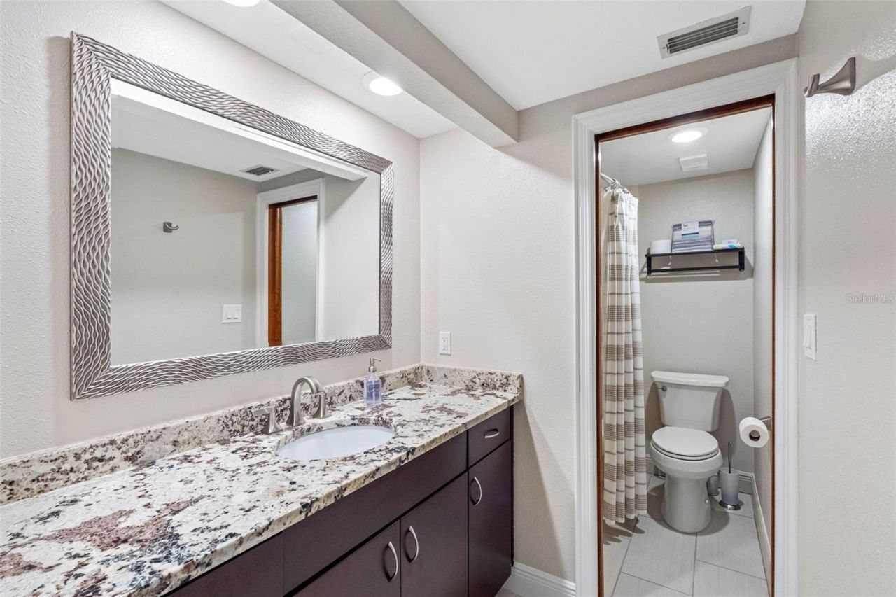 19700 Gulf Boulevard, Unit 403, Indian Shores, FL 33785 Photo