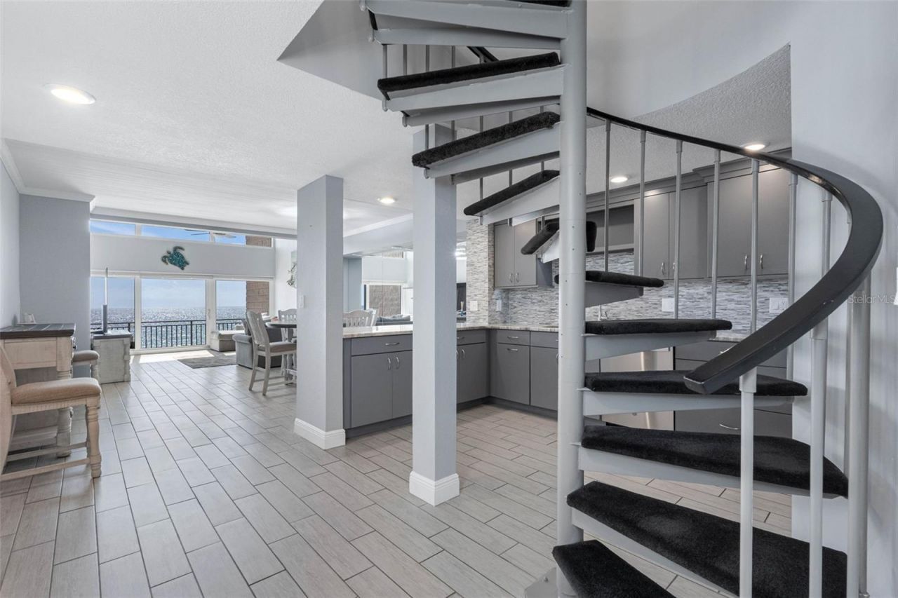 19700 Gulf Boulevard, Unit 403, Indian Shores, FL 33785 Photo