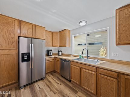852 E York Way, Sparks, NV 89434 Photo