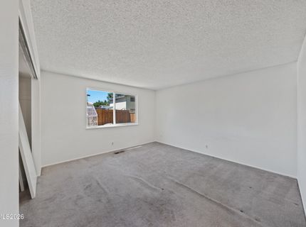 852 E York Way, Sparks, NV 89434 Photo