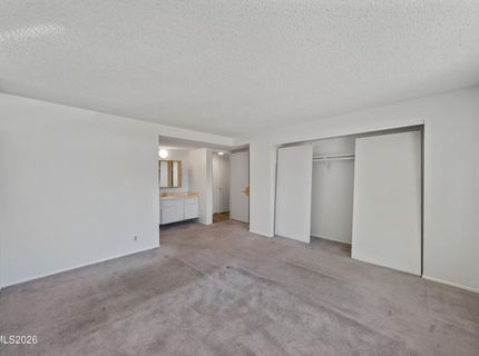 852 E York Way, Sparks, NV 89434 Photo
