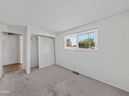 852 E York Way, Sparks, NV 89434 Photo