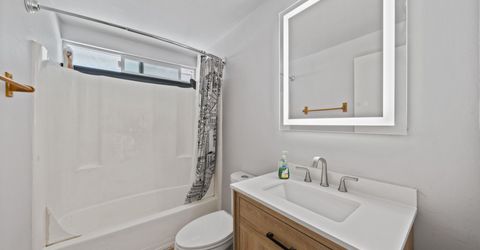 852 E York Way, Sparks, NV 89434 Photo