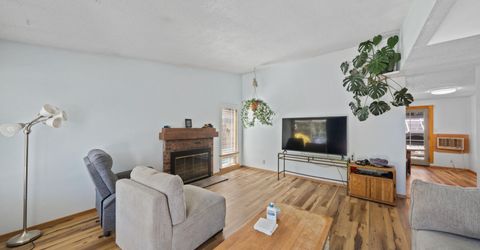 852 E York Way, Sparks, NV 89434 Photo