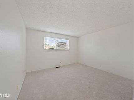 852 E York Way, Sparks, NV 89434 Photo