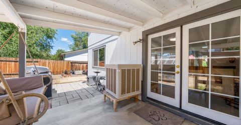852 E York Way, Sparks, NV 89434 Photo