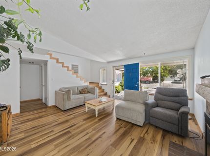 852 E York Way, Sparks, NV 89434 Photo