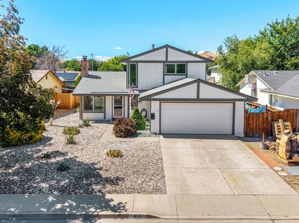 852 E York Way, Sparks, NV 89434 Photo
