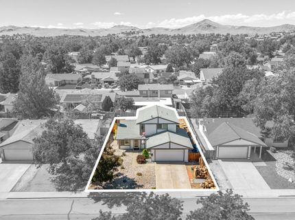 852 E York Way, Sparks, NV 89434 Photo