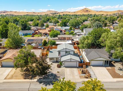 852 E York Way, Sparks, NV 89434 Photo