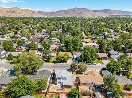 852 E York Way, Sparks, NV 89434 Photo