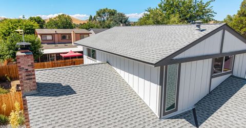 852 E York Way, Sparks, NV 89434 Photo