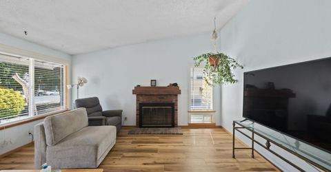 852 E York Way, Sparks, NV 89434 Photo