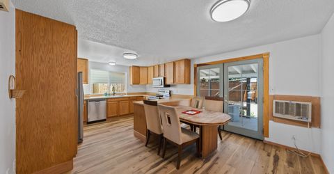 852 E York Way, Sparks, NV 89434 Photo