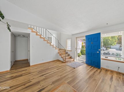 852 E York Way, Sparks, NV 89434 Photo