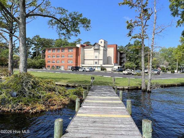 1221 Riverside Avenue , Unit 404, Elizabeth City, NC 27909