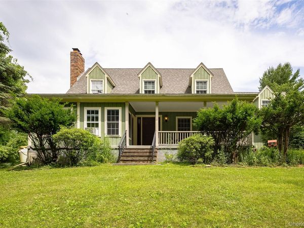 143 Starbarrack Road , Red Hook, NY 12571