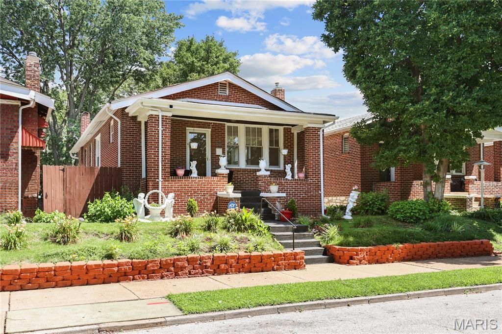 3425 Connecticut Street, Saint Louis, MO 63118 Main Photo