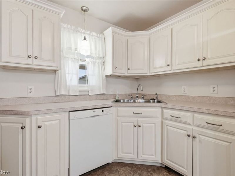 79 W 5th Street, Frazeysburg, OH 43822 Photo 10