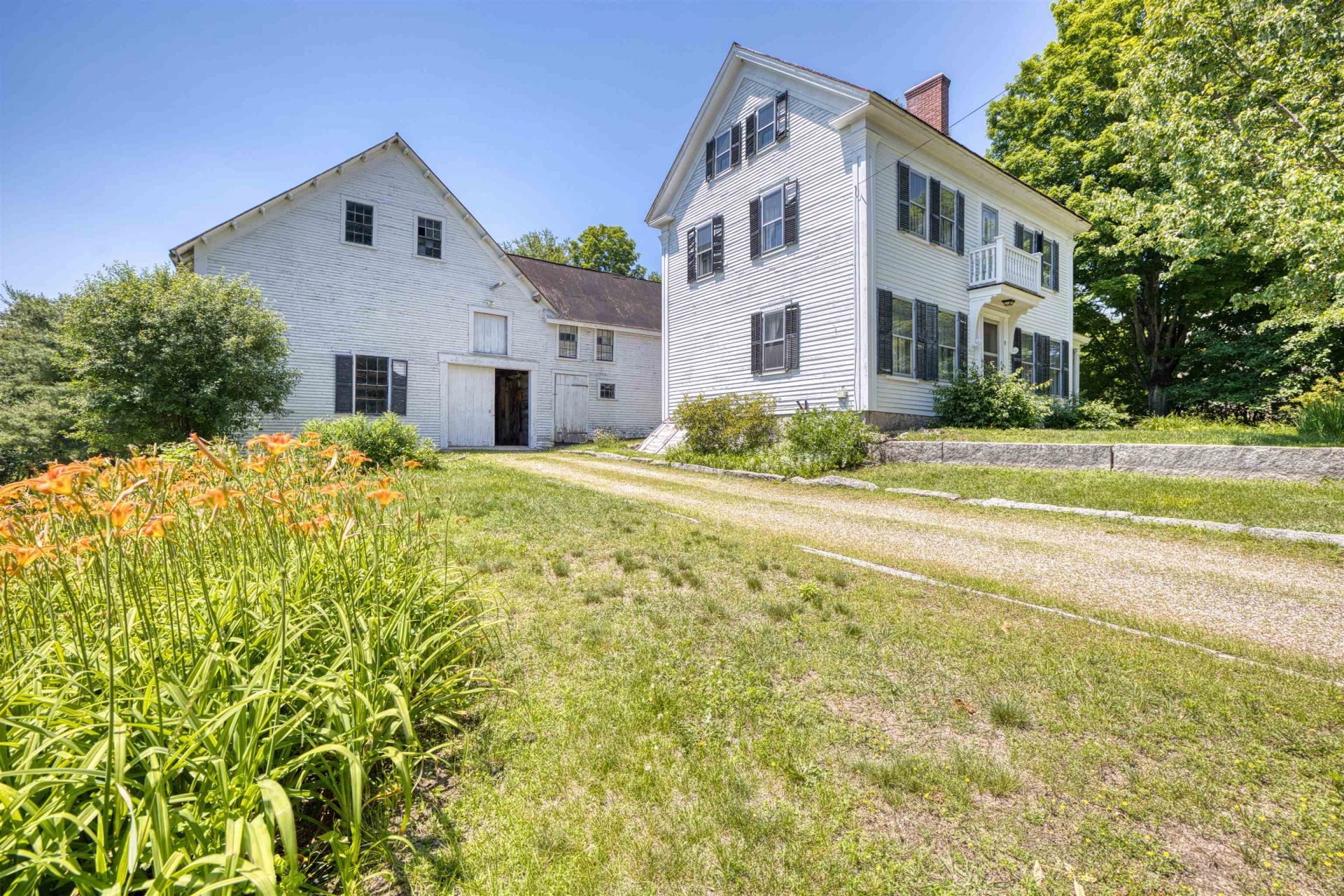 9 Browns Ridge Road, Ossipee, NH 03864 Main Photo