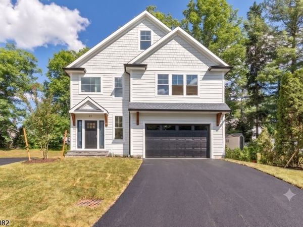 21 Woodruff Ct, New Providence, NJ 07974