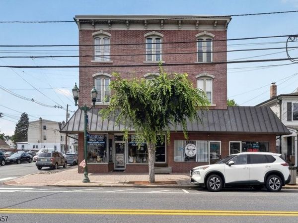 56 W Somerset, Unit 1, Raritan, NJ 08869