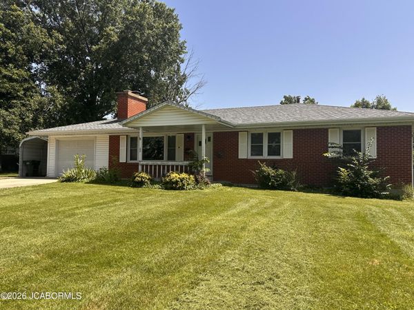 602 KLEEWOOD DRIVE, Fulton, MO 65251