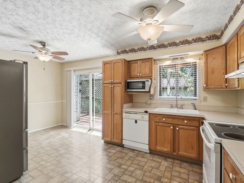 4667 Wendler Boulevard, Columbus, OH 43230 Photo 19